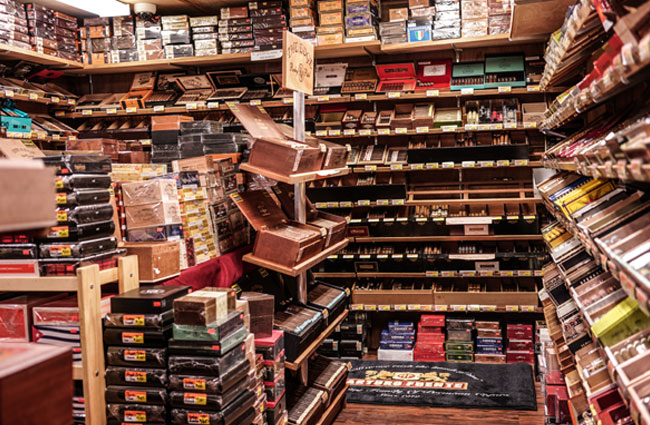 Inside the Smokin Joes humidor