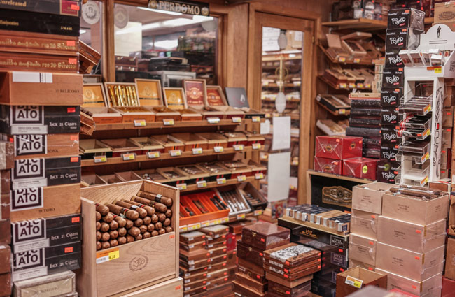 Inside the Smokin Joes humidor